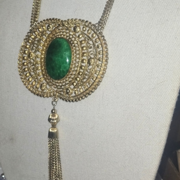 Huge Unsigned Pauline Rader NY Runway Statement Green Cabochon Tassel Necklace - Picture 2 of 3